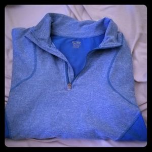 Long sleeve athletic top